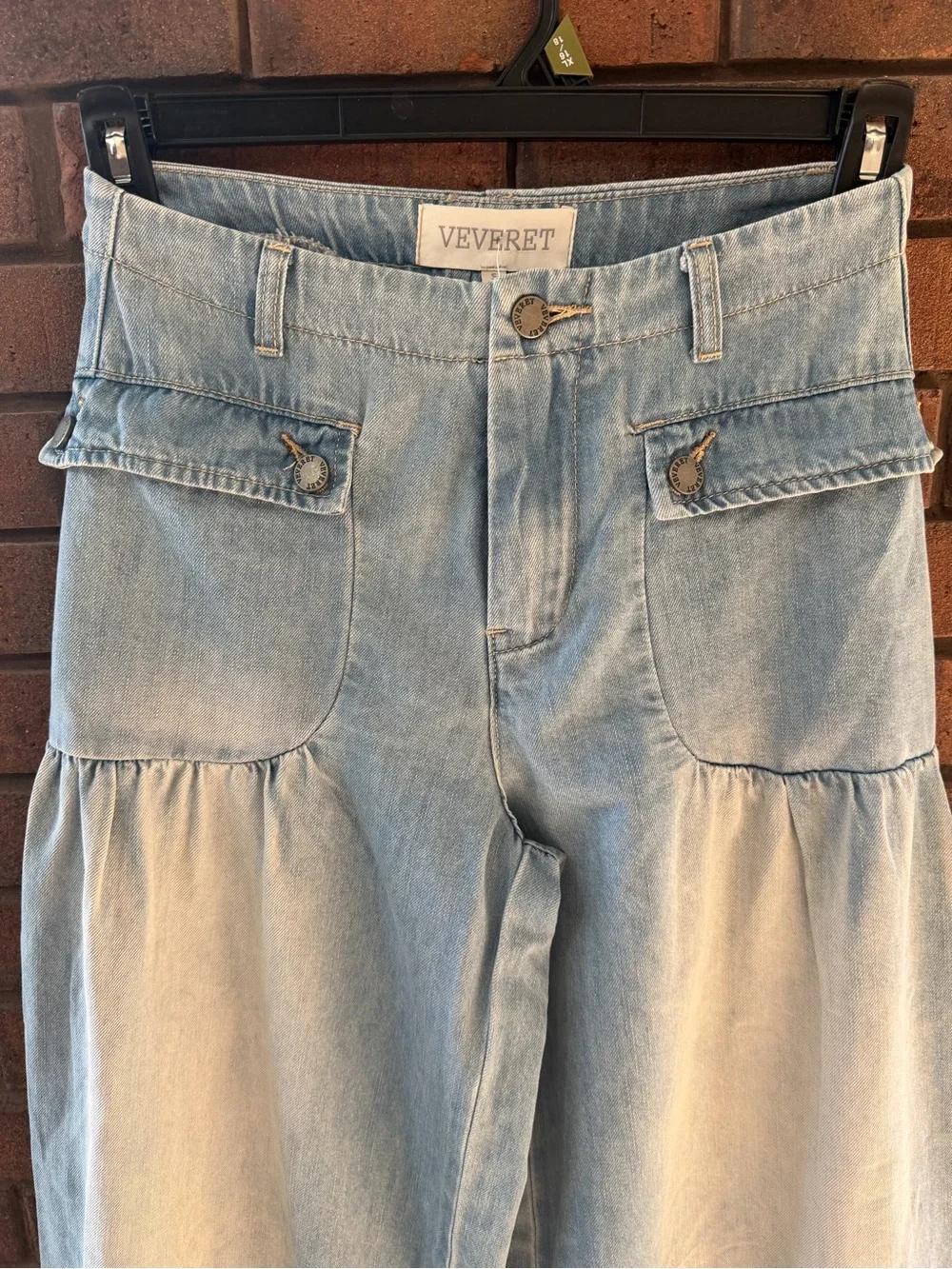 Veveret Light Blue Wide-Leg or cinch like joggers Jeans denim small NWT